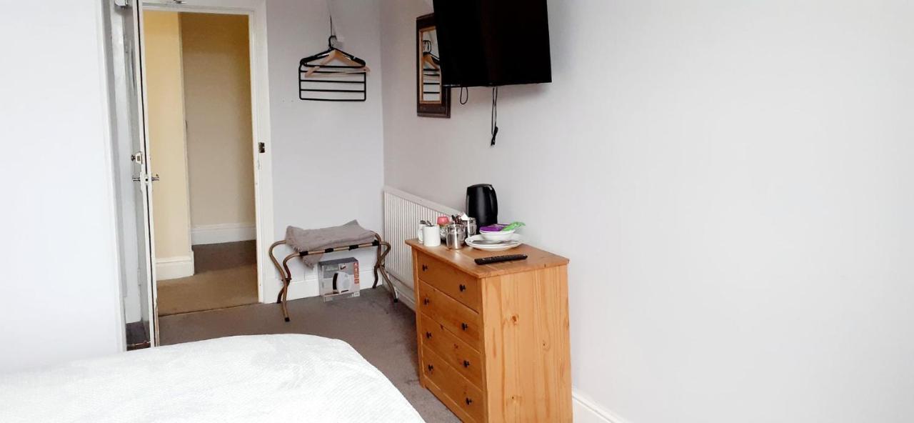 Queens Rooms พอร์ทแมด็อก ภายนอก รูปภาพ